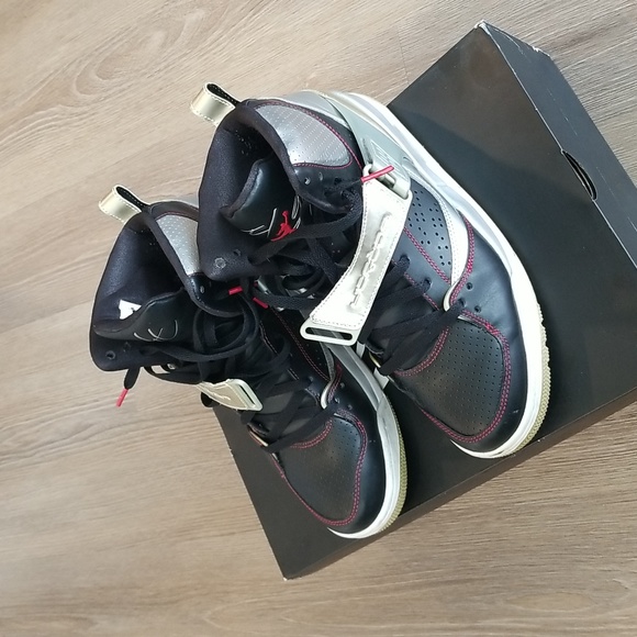 Jordan Flight 45 High Size 10 - Picture 3 of 8